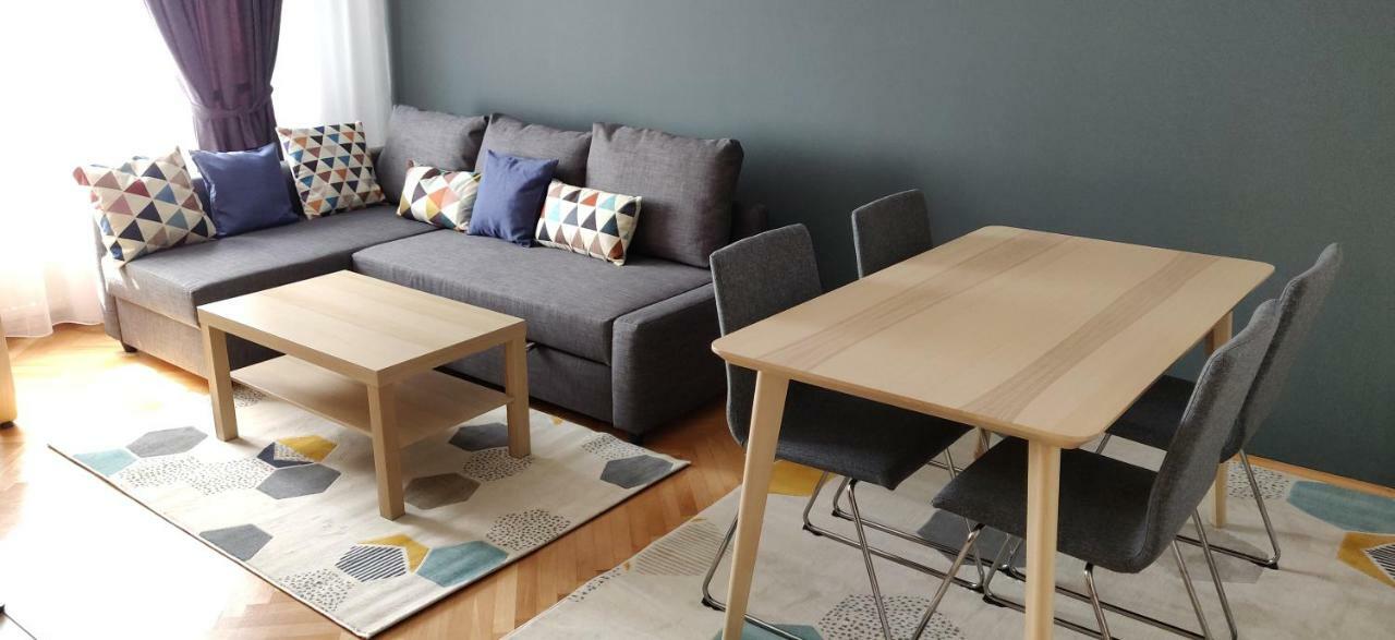 Modern And Cozy Apartment Питешти Экстерьер фото